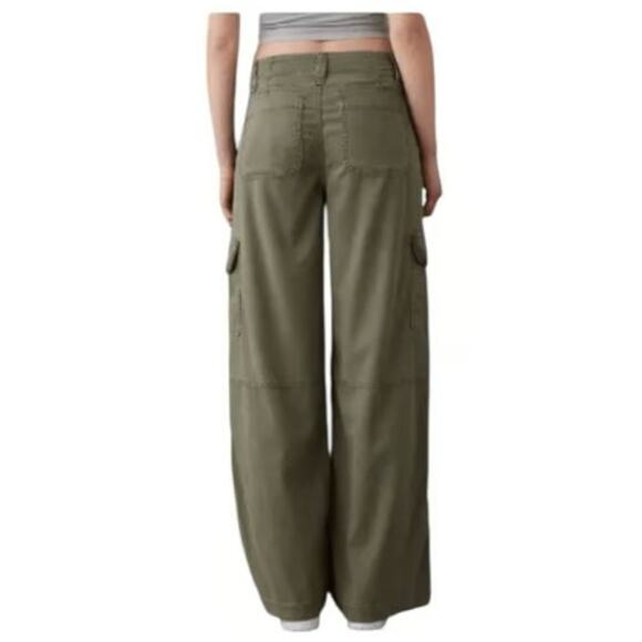 American‎ Eagle Stretch Super High-Rise Baggy Wide Leg Pants Olive Green Size 4 - Picture 2 of 12
